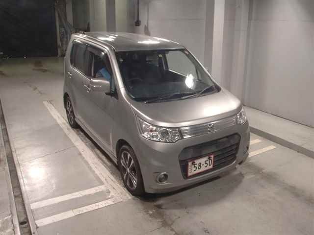 1077 Suzuki Wagon r MH34S 2014 г. (JU Tokyo)